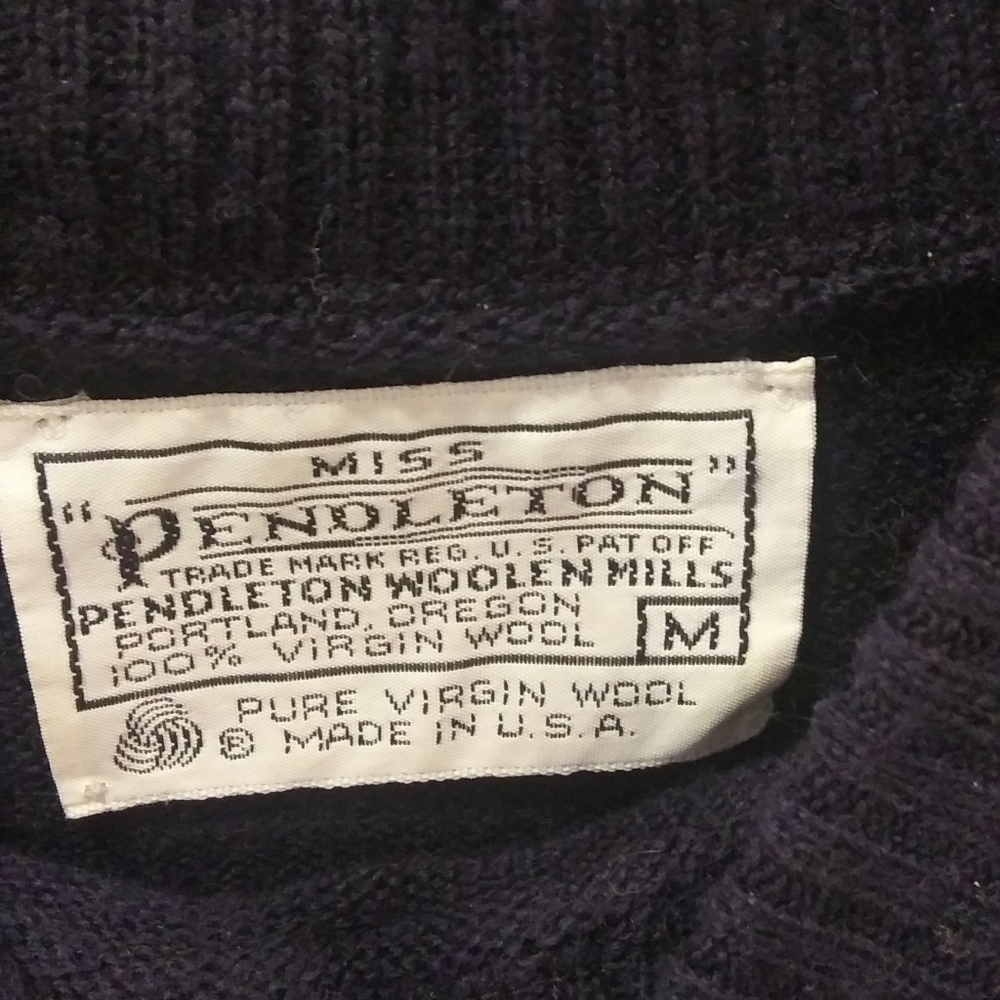 Pendleton Pullover Sweater - image 5